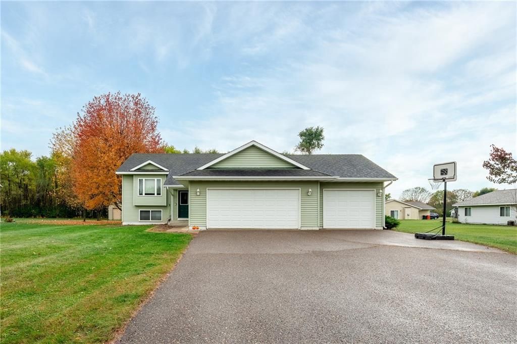 Photo of 13323 40th AVENUE, Chippewa Falls, WI 54729 (MLS # 1596529)