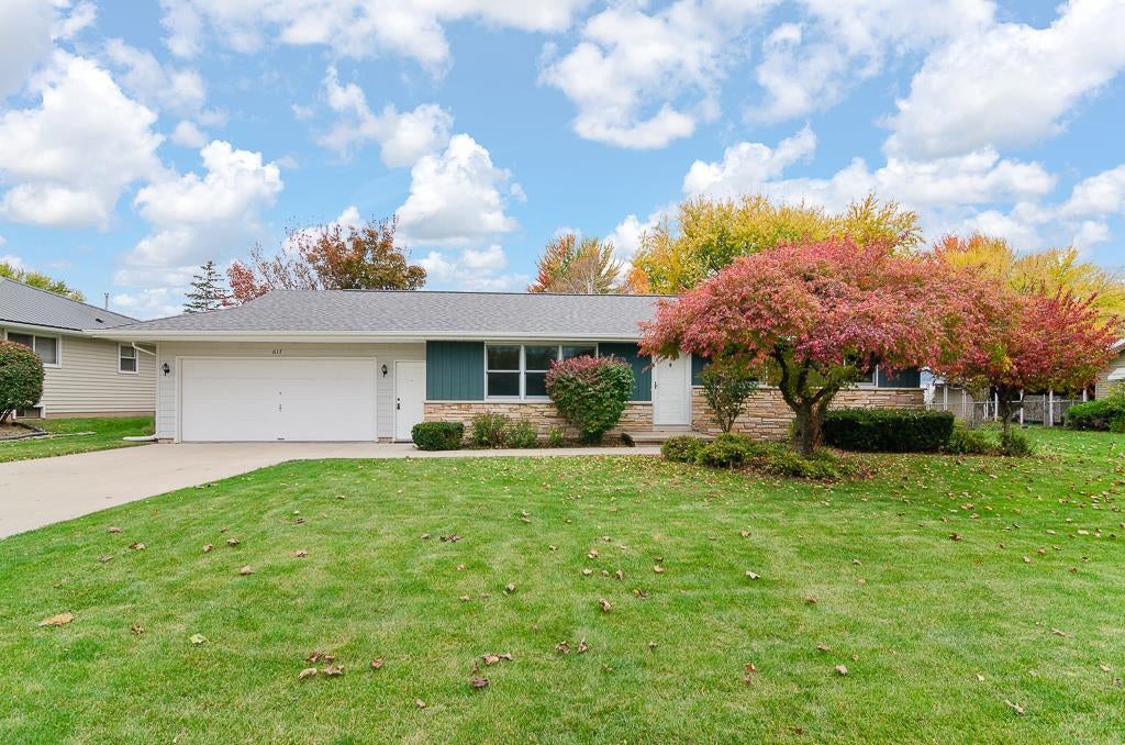 Photo of 617 N Cambridge DRIVE, Appleton, WI 54915 (MLS # 50335018)