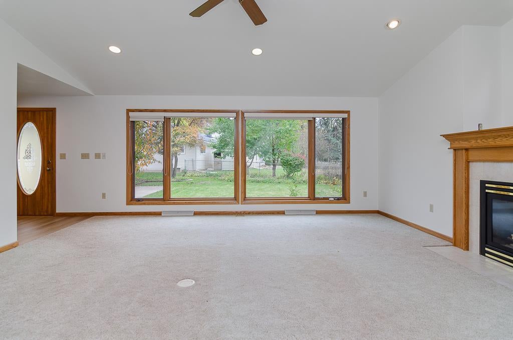 Photo of 617 N Cambridge DRIVE, Appleton, WI 54915 (MLS # 50335018)