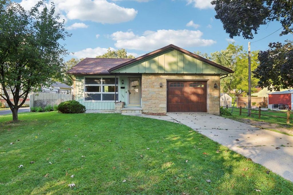 Photo of 123 W Oak STREET, Lake Mills, WI 53551 (MLS # 2010672)