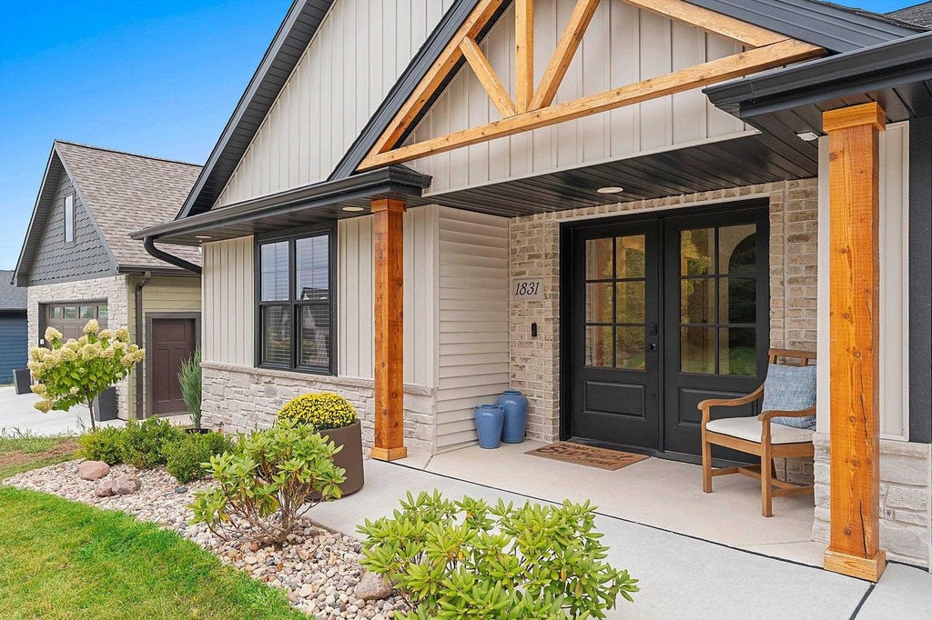 Photo of 1831 Bobby Jones DRIVE, De Pere, WI 54115 (MLS # 50332296)