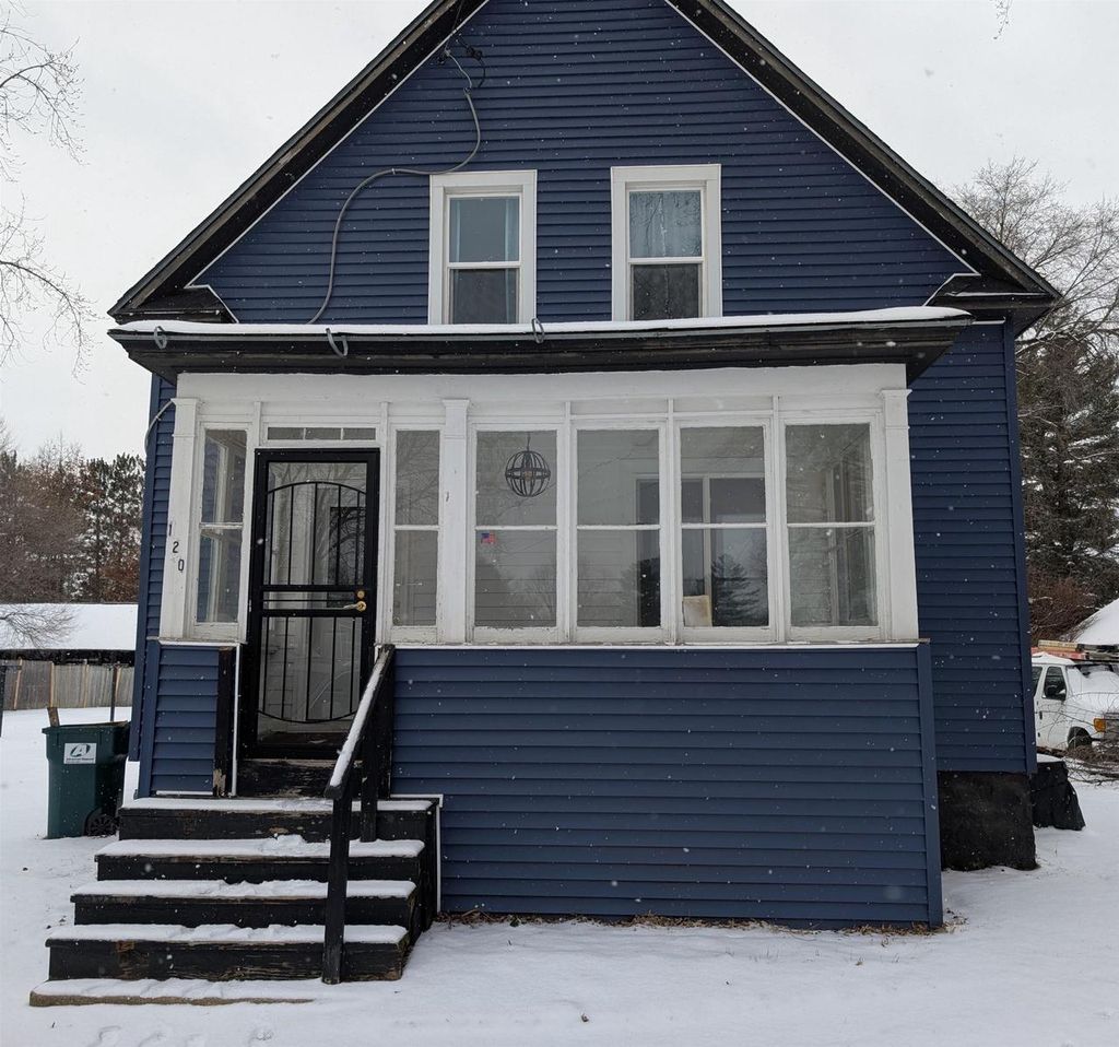 Photo of 120 Park STREET, Redgranite, WI 54970 (MLS # 50320350)