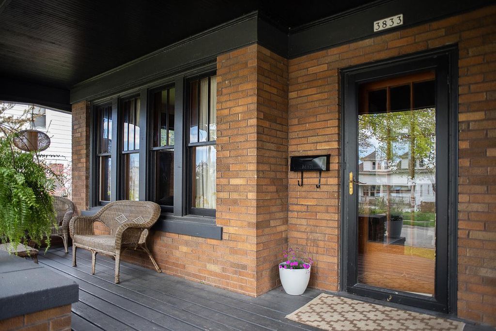 Photo of 3833 E Martin AVENUE, Cudahy, WI 53110 (MLS # 1961103)