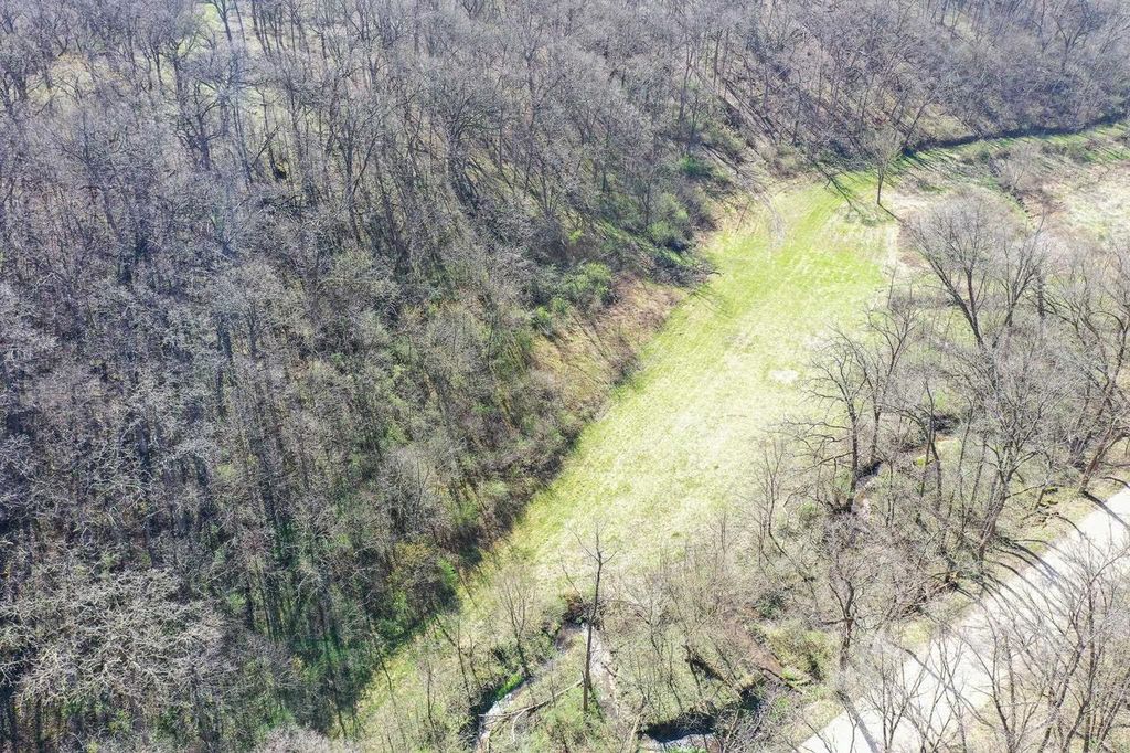 Photo of 16.6 Acres Ryan ROAD, Blue Mounds, WI 53517 (MLS # 2014185)