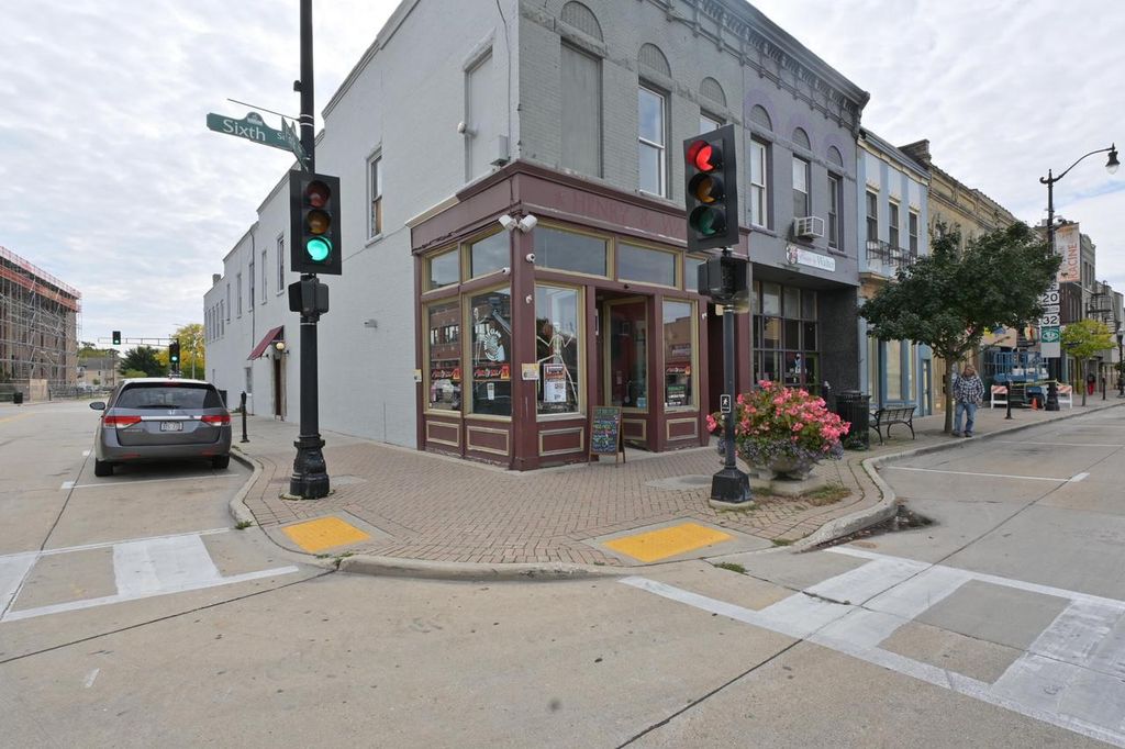 Photo of 501 6th STREET, Racine, WI 53403 (MLS # 1943884)