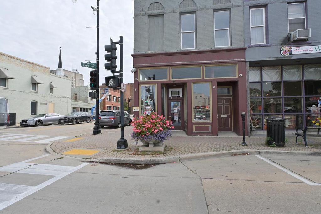 Photo of 501 6th STREET, Racine, WI 53403 (MLS # 1943884)