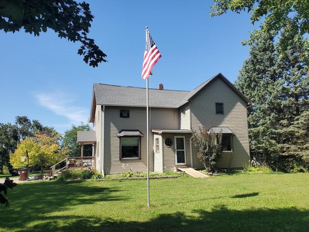 Photo of 5001 N McCarthy ROAD, Appleton, WI 54913 (MLS # 50332581)