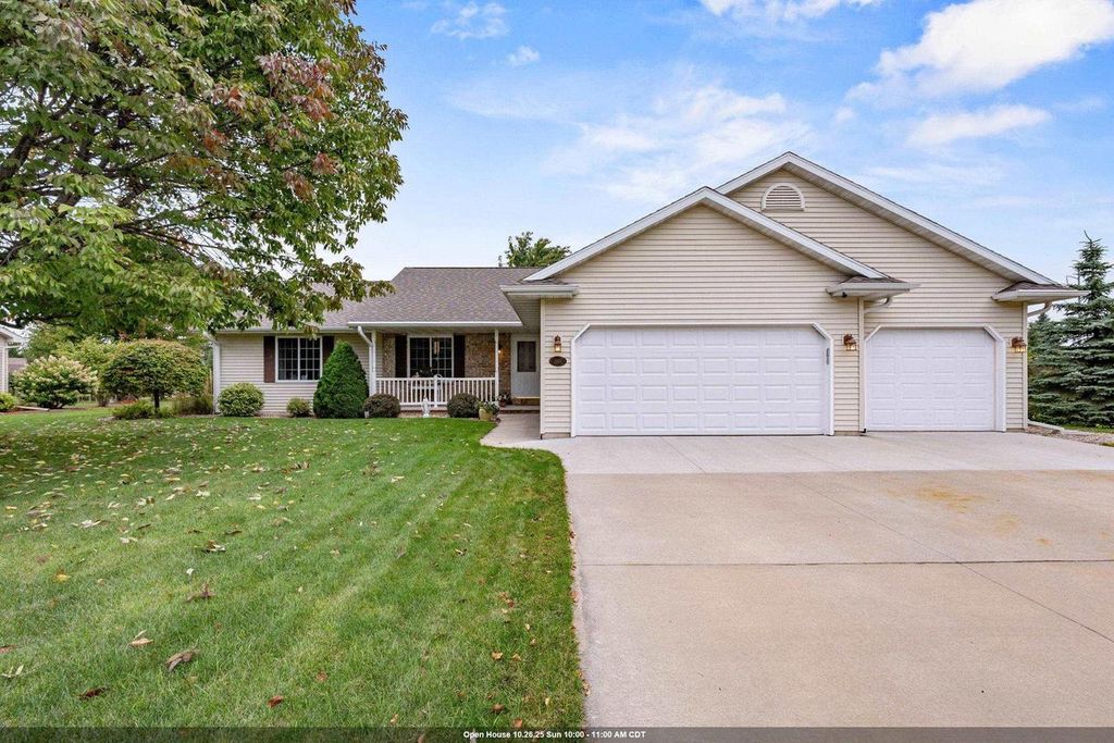 Photo of W5318 Amy AVENUE, Appleton, WI 54915 (MLS # 50315659)