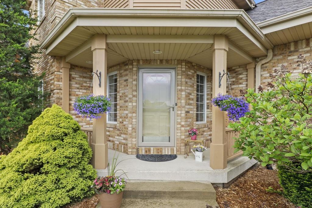Photo of 301 Bergamont BOULEVARD, Oregon, WI 53575 (MLS # 2022516)