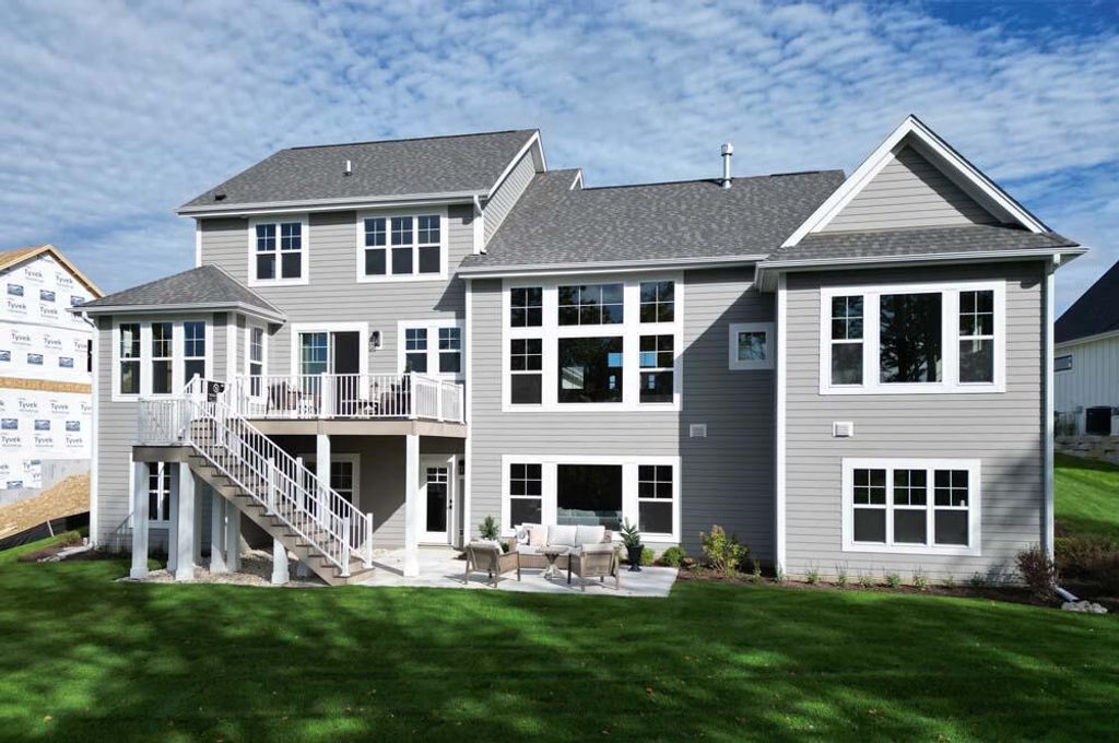 Photo of N66W21471 Sagebrush DRIVE, Menomonee Falls, WI 53051 (MLS # 1944399)