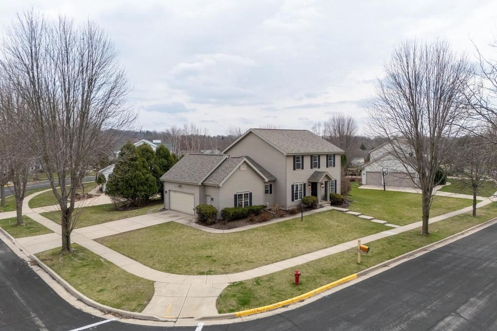 Photo of 5715 Sandhill DRIVE, Middleton, WI 53562 (MLS # 2020657)