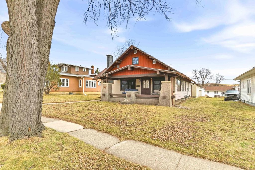 Photo of 570 High AVENUE, Hillsboro, WI 54634 (MLS # 2019028)