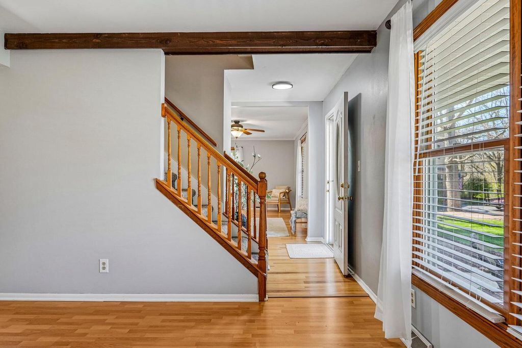 Photo of S74W32610 Twin Oaks COURT, Mukwonago, WI 53149 (MLS # 1959296)