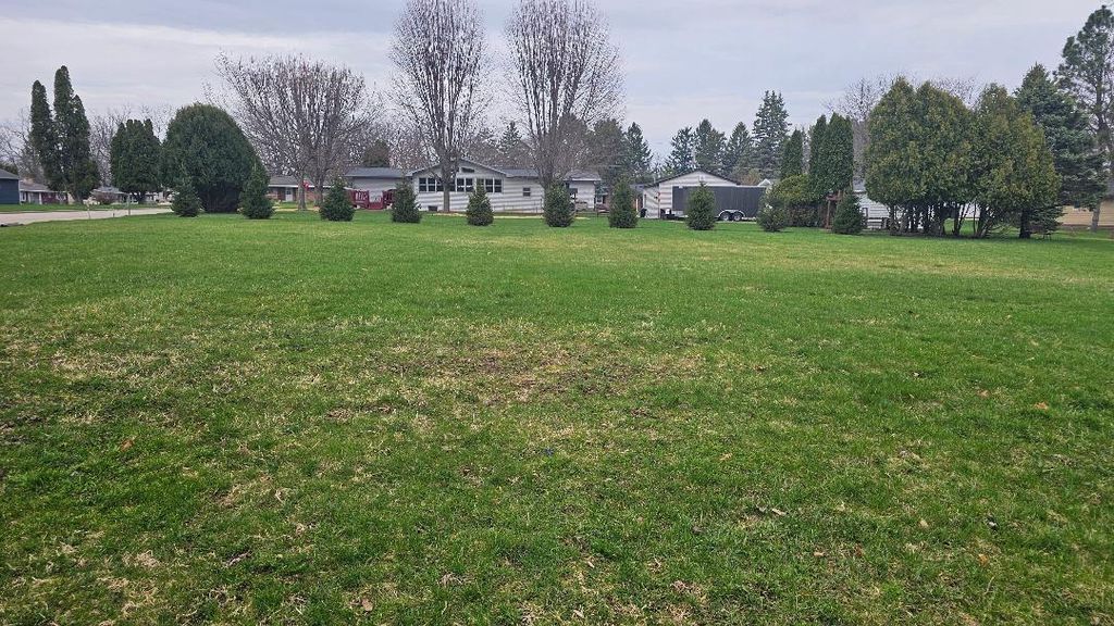 Photo of Lt2 Garrison DRIVE, Lake Geneva, WI 53147 (MLS # 1956381)