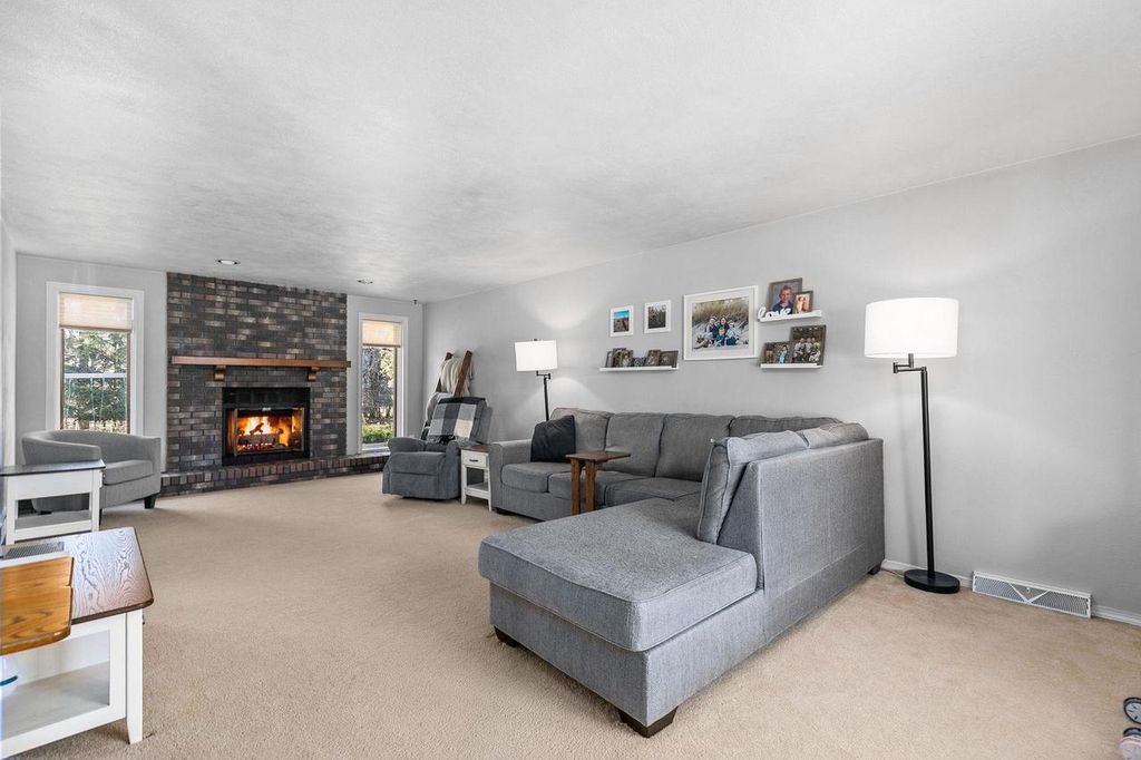 Photo of 3329 S Bob O Link LANE, Appleton, WI 54915 (MLS # 50321762)