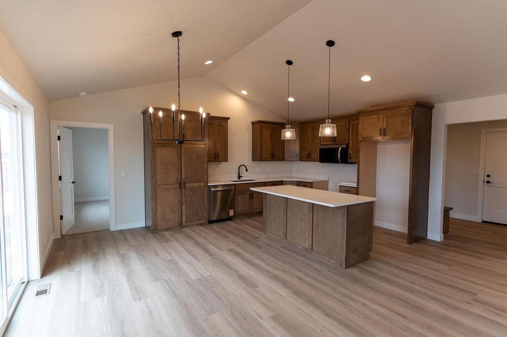 Photo of N9243 Anton STREET, Appleton, WI 54915 (MLS # 50325621)