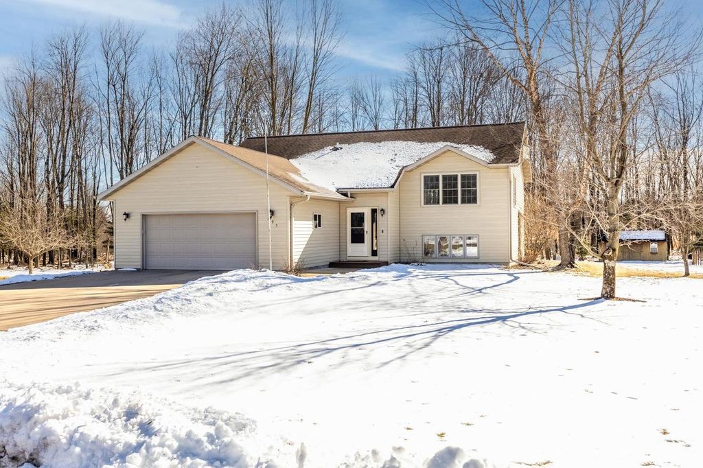 Photo of 895 Waterworks ROAD, Nekoosa, WI 54457 (MLS # 22600613)