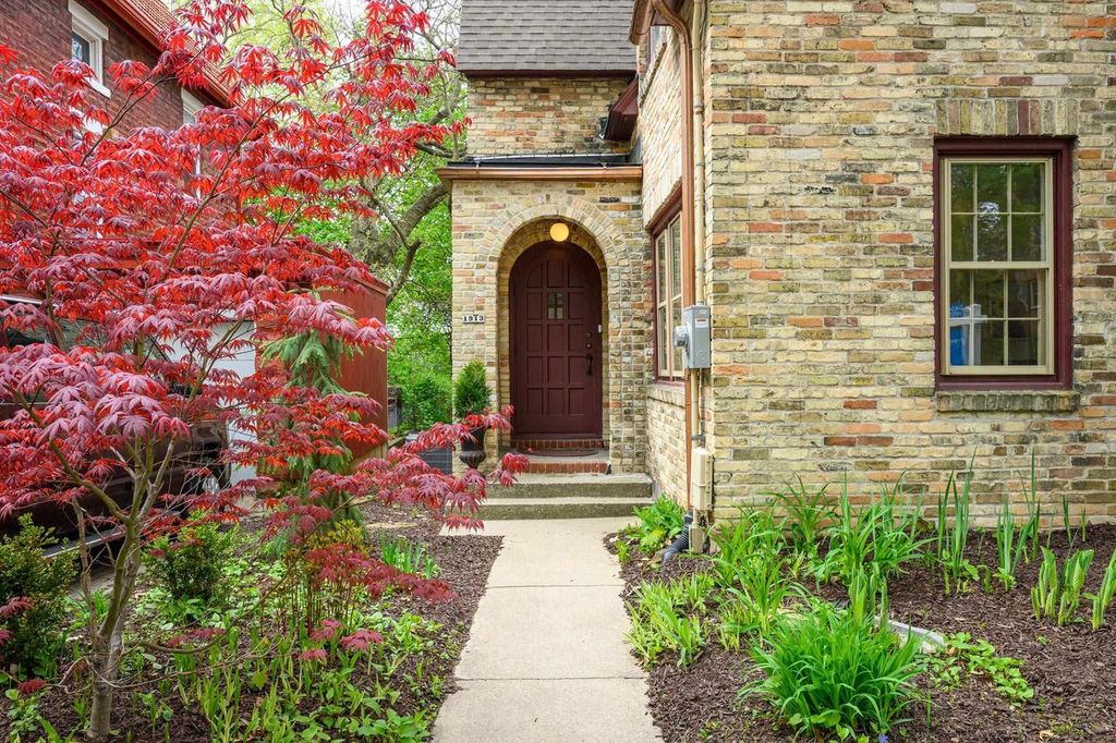 Photo of 1913 Regent STREET, Madison, WI 53726 (MLS # 2020970)