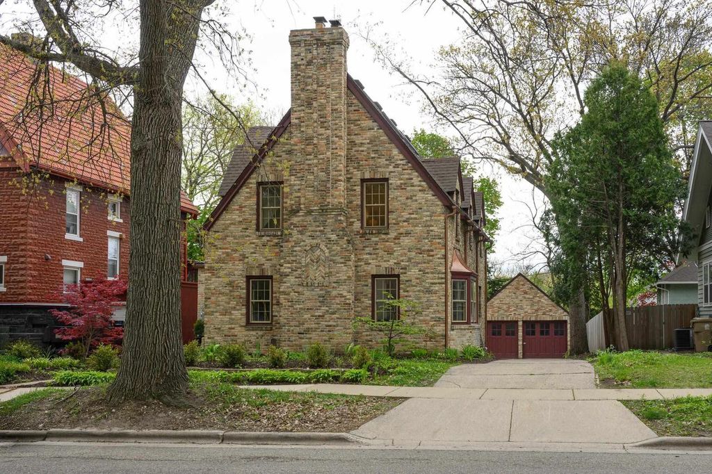 Photo of 1913 Regent STREET, Madison, WI 53726 (MLS # 2020970)