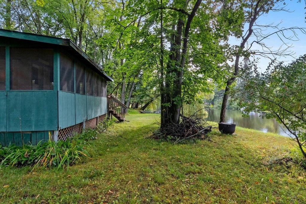 Photo of 9561 Milwaukee LANE, Gillett, WI 54124 (MLS # 50331731)