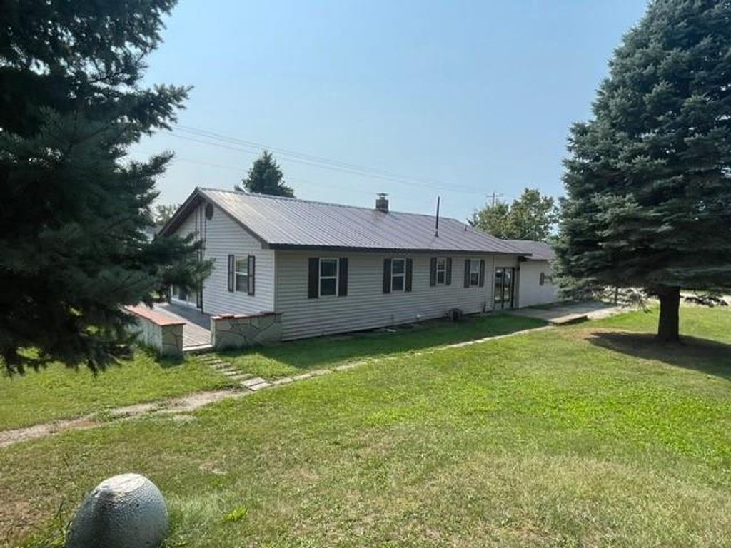 Photo of 7554 State Hwy 42/57, Sturgeon Bay, WI 54235 (MLS # 50318711)