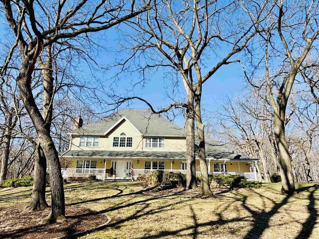 Photo of N4077 Schrade ROAD, Monroe, WI 53566 (MLS # 2018027)