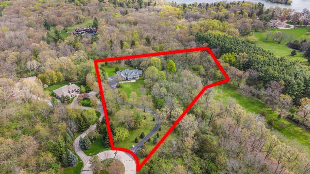 Photo of W326N4714 Buckhorn DRIVE, Nashotah, WI 53058 (MLS # 2022105)