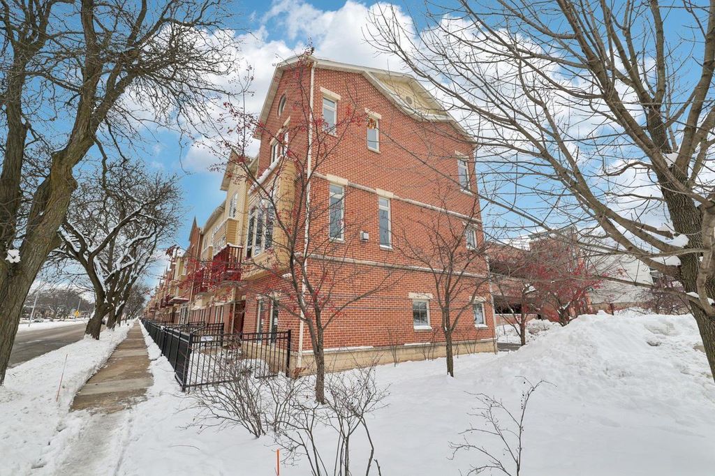 Photo of 694 N Midvale BOULEVARD, Madison, WI 53705 (MLS # 2017144)