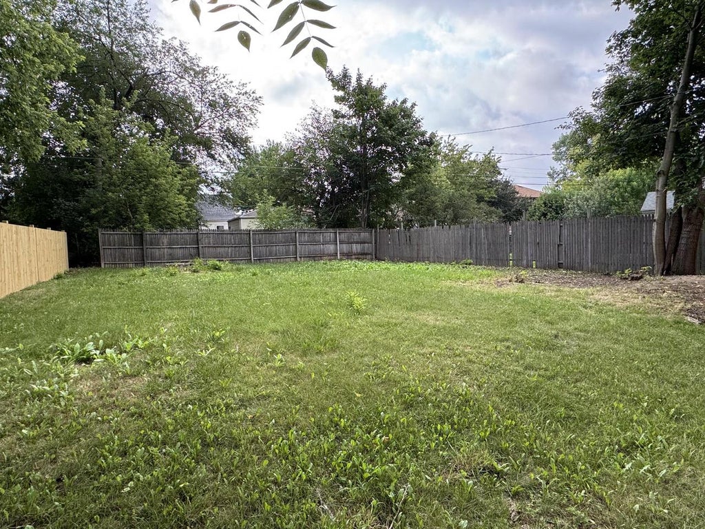 Photo of 4864 N 63rd STREET, Milwaukee, WI 53218 (MLS # 1975098)