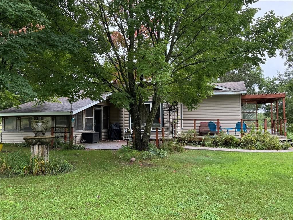 Photo of S 1095 140th STREET, Fall Creek, WI 54742 (MLS # 1598118)