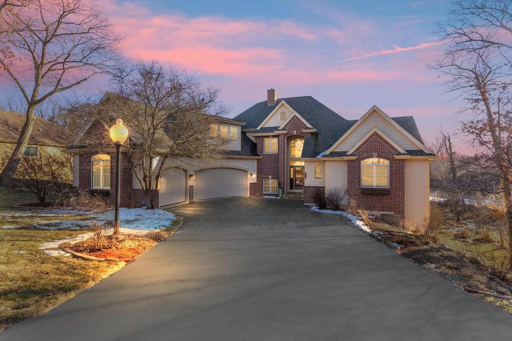 Photo of 743 Royal Troon COURT, Oconomowoc, WI 53066 (MLS # 1951342)