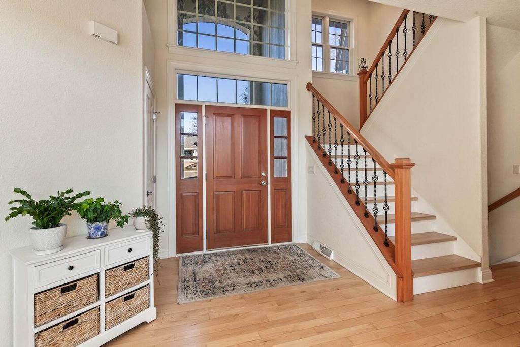 Photo of 743 Royal Troon COURT, Oconomowoc, WI 53066 (MLS # 1951342)