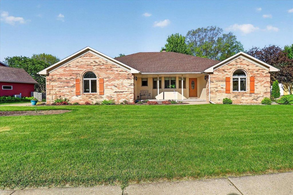 Photo of 800 King STREET, Stoughton, WI 53589 (MLS # 2023363)