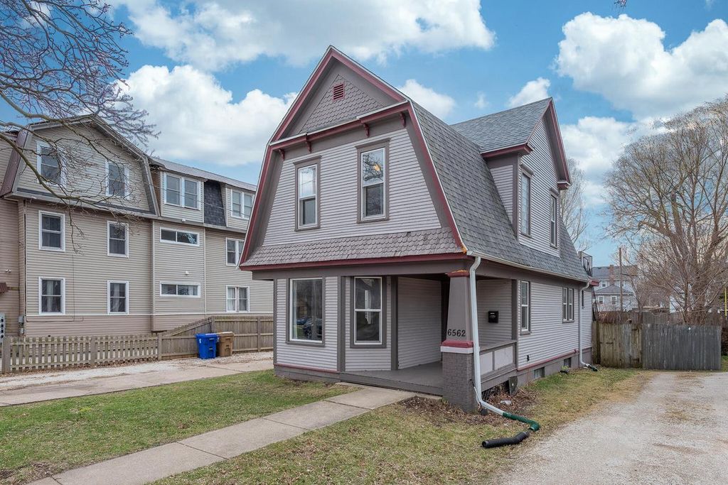 Photo of 6562 5th AVENUE, Kenosha, WI 53143 (MLS # 1956278)