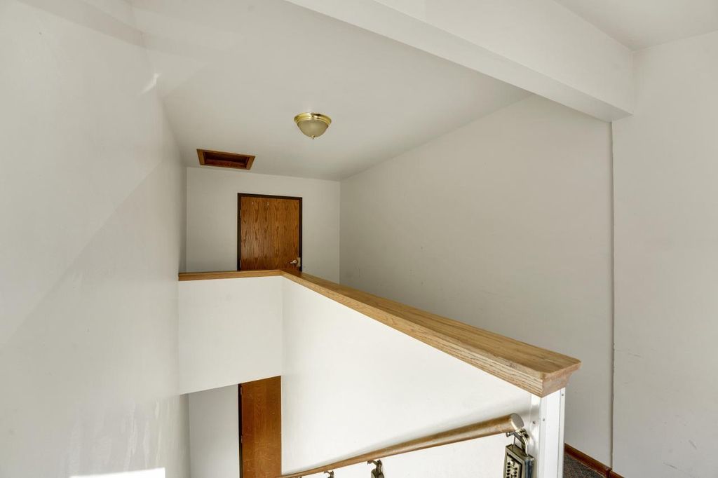 Photo of N114W16680 Crown DRIVE #5, Germantown, WI 53022 (MLS # 1939979)