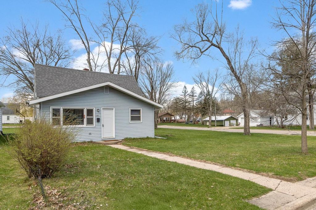 Photo of 1031 Vine STREET, Wisconsin Dells, WI 53965 (MLS # 2021062)