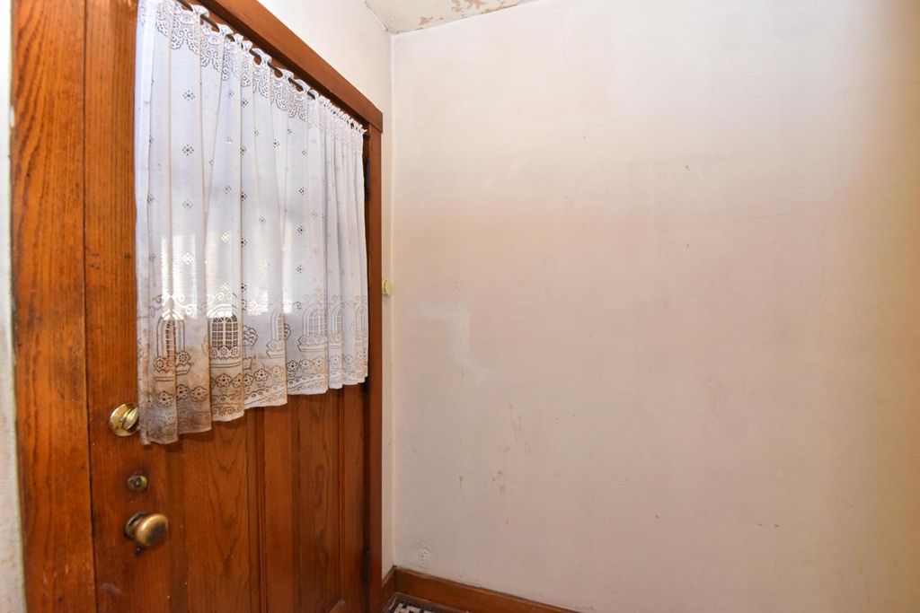 Photo of 3480 N Bremen STREET, Milwaukee, WI 53212 (MLS # 1942570)