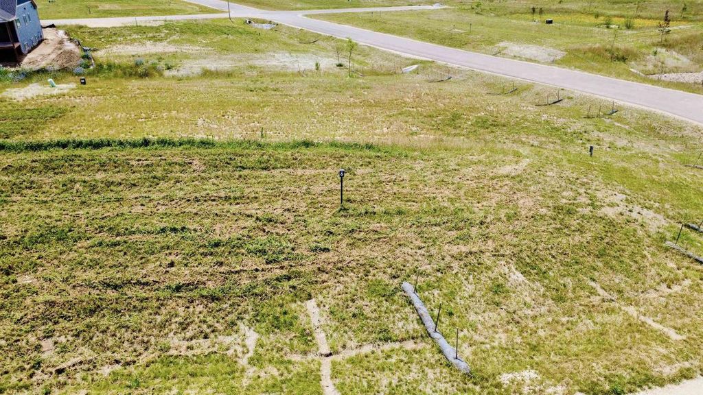 Photo of Lot 6 Blue Violet COURT, Cambridge, WI 53523 (MLS # 2010400)