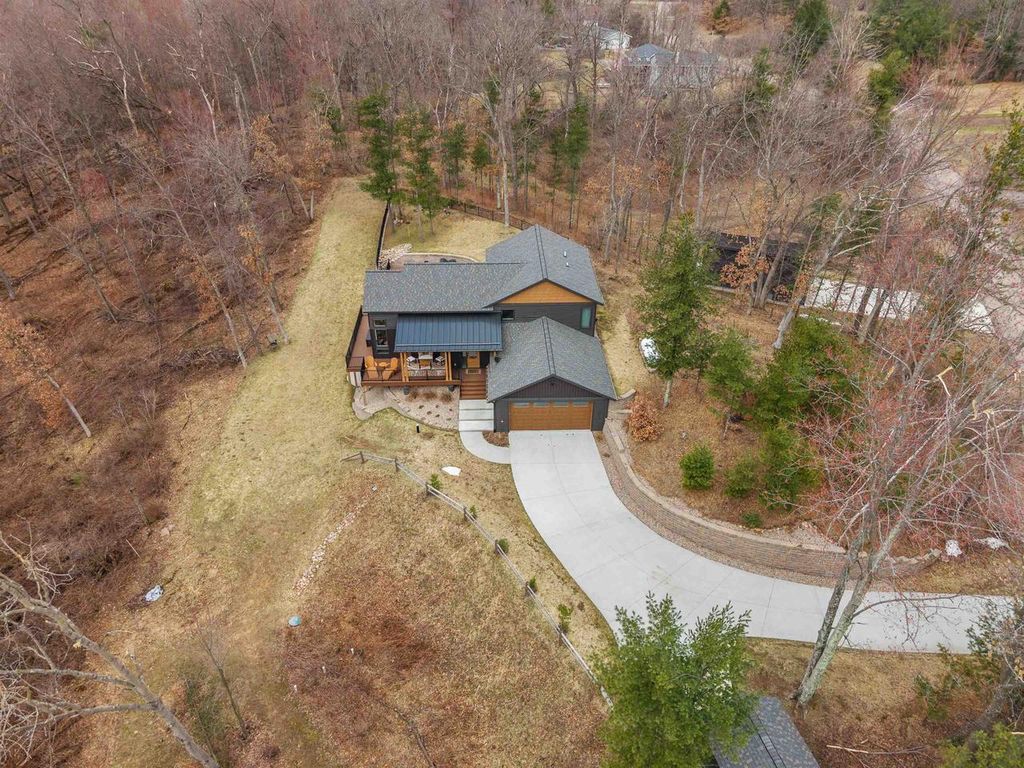 Photo of 10143 Yellow Brick ROAD, Amherst, WI 54406 (MLS # 22601402)