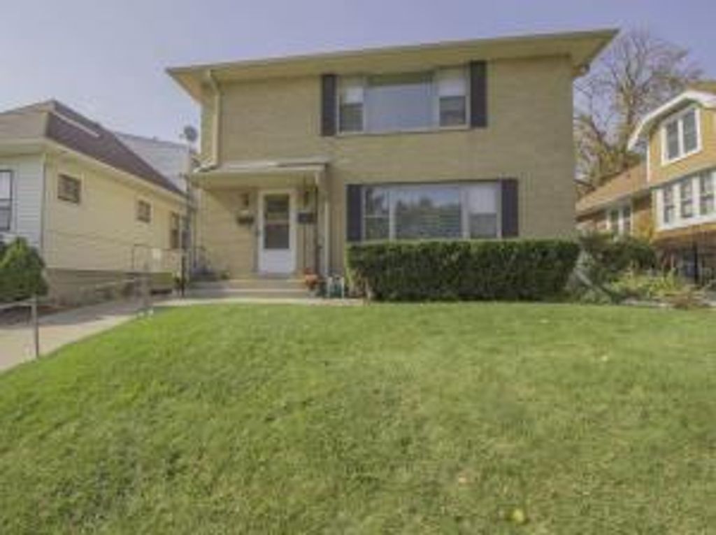 Photo of 1309 S 93rd STREET #1311, West Allis, WI 53214 (MLS # 1948594)