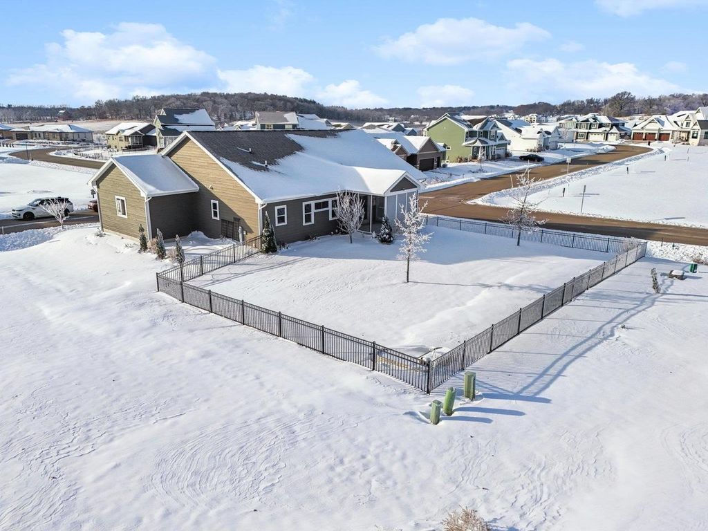 Photo of 5830 Eagle Prairie COURT, Middleton, WI 53597 (MLS # 2012993)