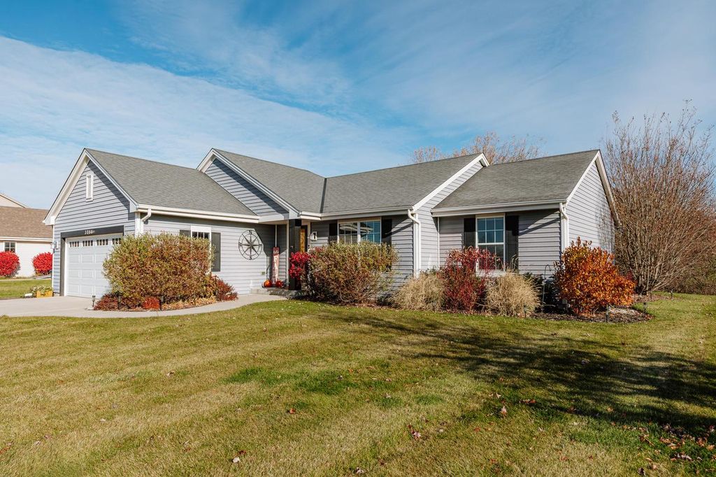 Photo of 3100 Engler DRIVE, Waukesha, WI 53189 (MLS # 1941975)