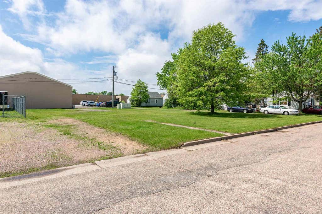 Photo of 1840 Franklin STREET #1850 Franklin Street, Wisconsin Rapids, WI 54494 (MLS # 22603663)