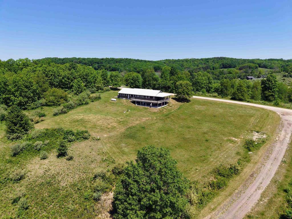 Photo of E2301 Cross Trail DRIVE, La Valle, WI 53941 (MLS # 2029305)