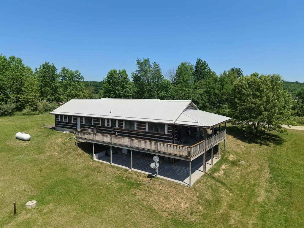 Photo of E2301 Cross Trail DRIVE, La Valle, WI 53941 (MLS # 2029305)