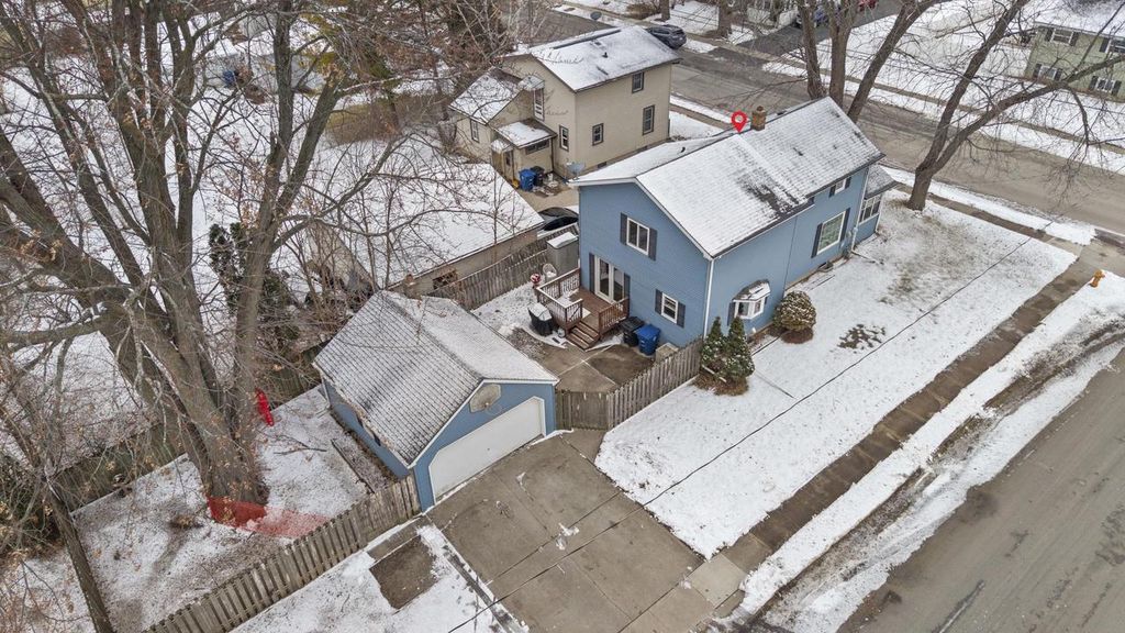 Photo of 1846 Sheridan STREET, Oshkosh, WI 54901 (MLS # 50321438)