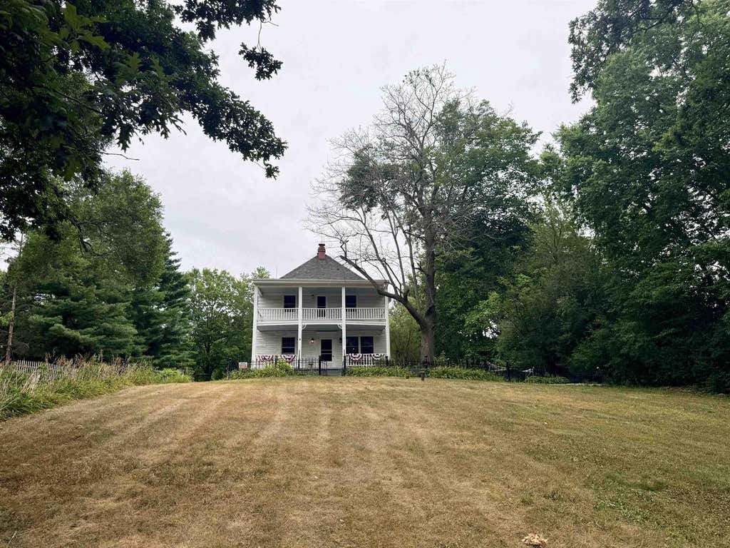 Photo of 2735 S Riverside DRIVE, Beloit, WI 53511 (MLS # 2029596)