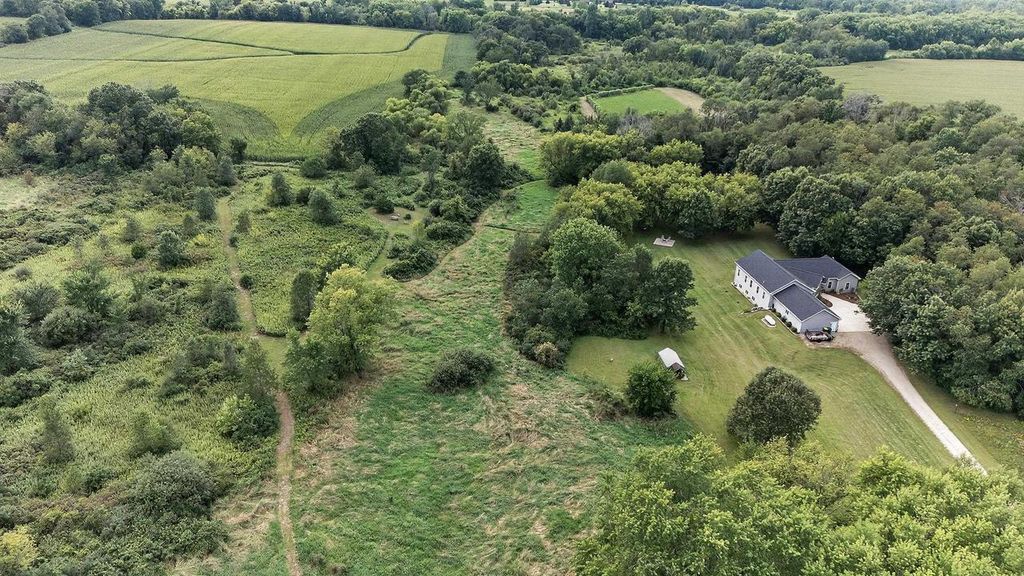 Photo of W2691 Zurfluh ROAD, Albany, WI 53502 (MLS # 2007521)