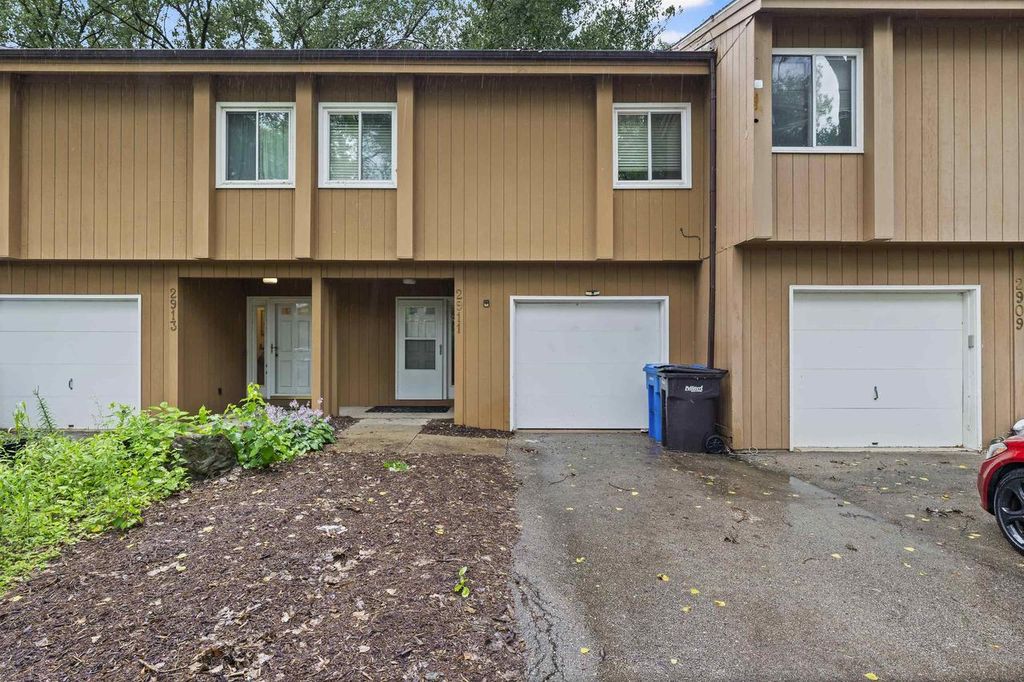 Photo of 2911 Marina DRIVE, Middleton, WI 53562 (MLS # 2021411)