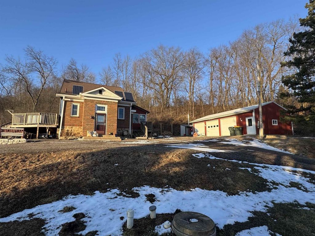 Photo of E5294A Herritz ROAD, Reedsburg, WI 53959 (MLS # 2017648)